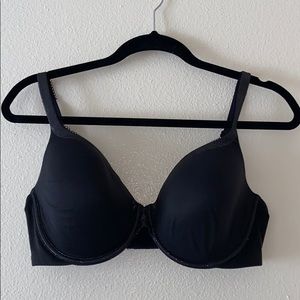 Body by Victoria Lined Perfect Coverage- Black